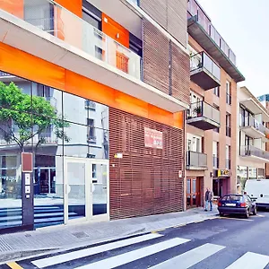 barcino-inversions-spacious-apartments-near-the-city.catalonia-hotels.com/