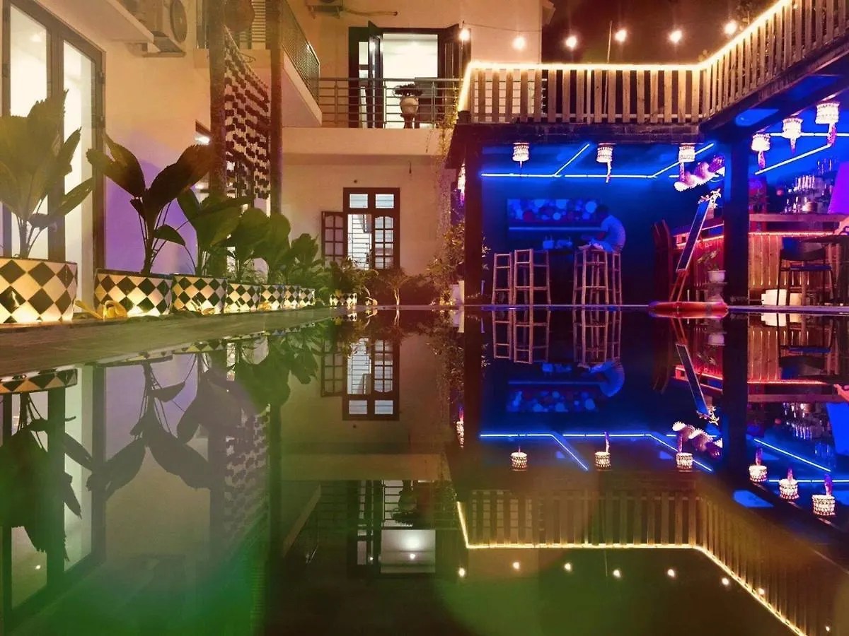 Sunny Riverside Homestay Hội An Villa