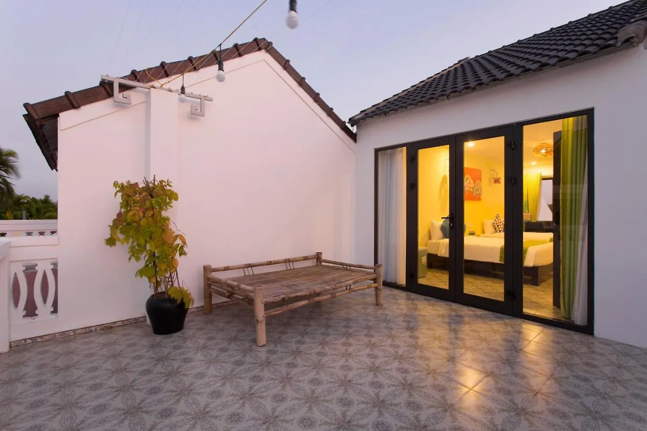 Sunny Riverside Homestay Hội An Villa