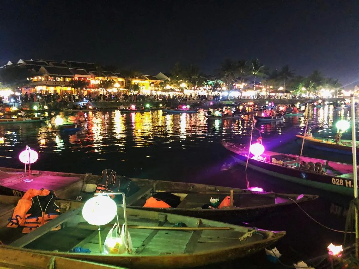 Sunny Riverside Homestay Hoi An Wietnam
